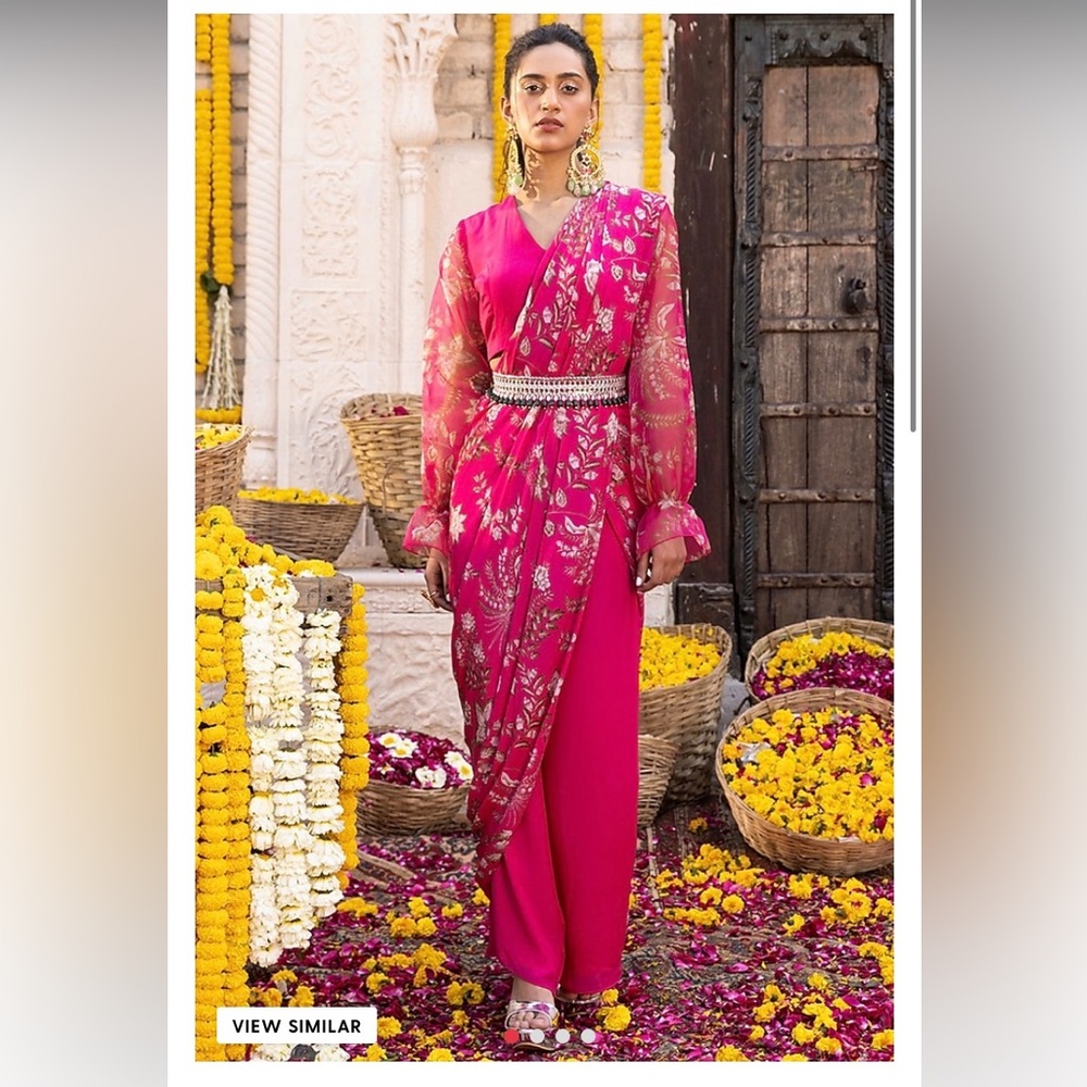 Organza Printed Pant Saree Set from Pernia’s Pop-Up Shop